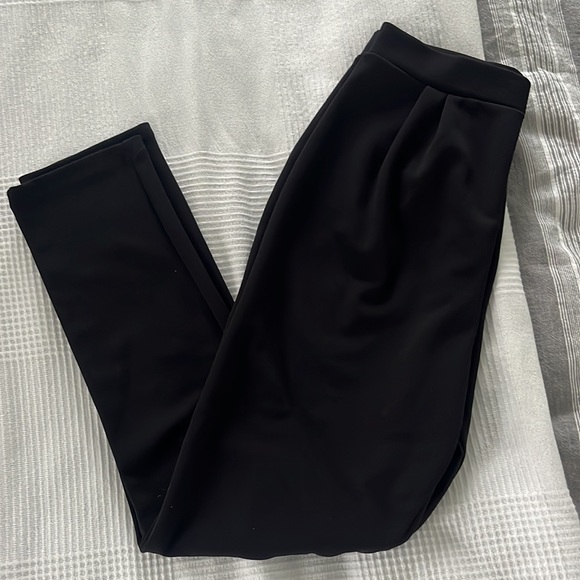 ASOS Design Pleated Jersey Tapered Black Pants- 6 - Picture 7 of 8
